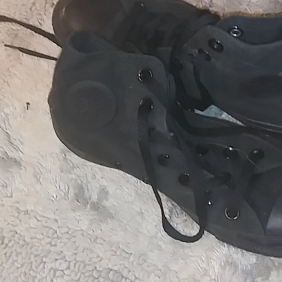 All black converse all star - Picture 2 of 2